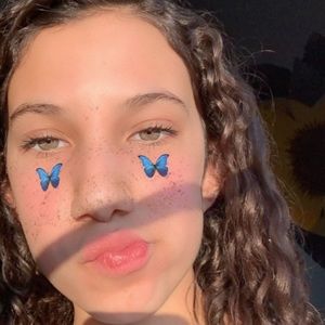 Meet your Posher, Sasha